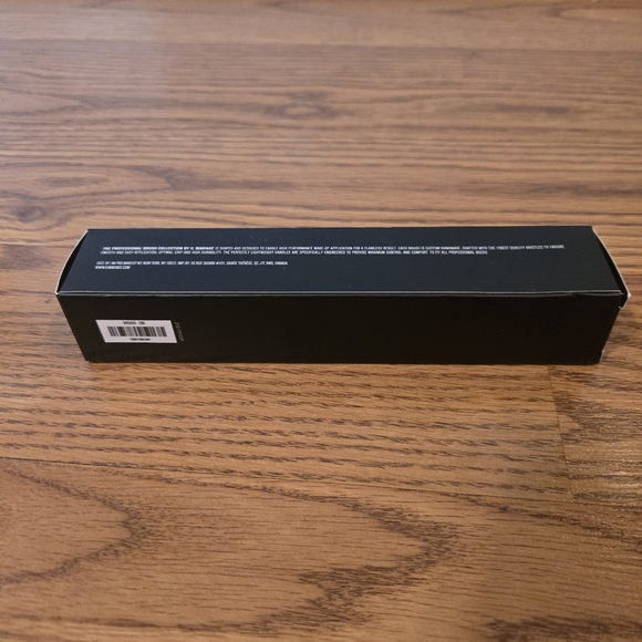 IL MAKIAGE Foundation Blending Brush Face Makeup Cosmetic Black #100 NEW - Picture 6 of 10